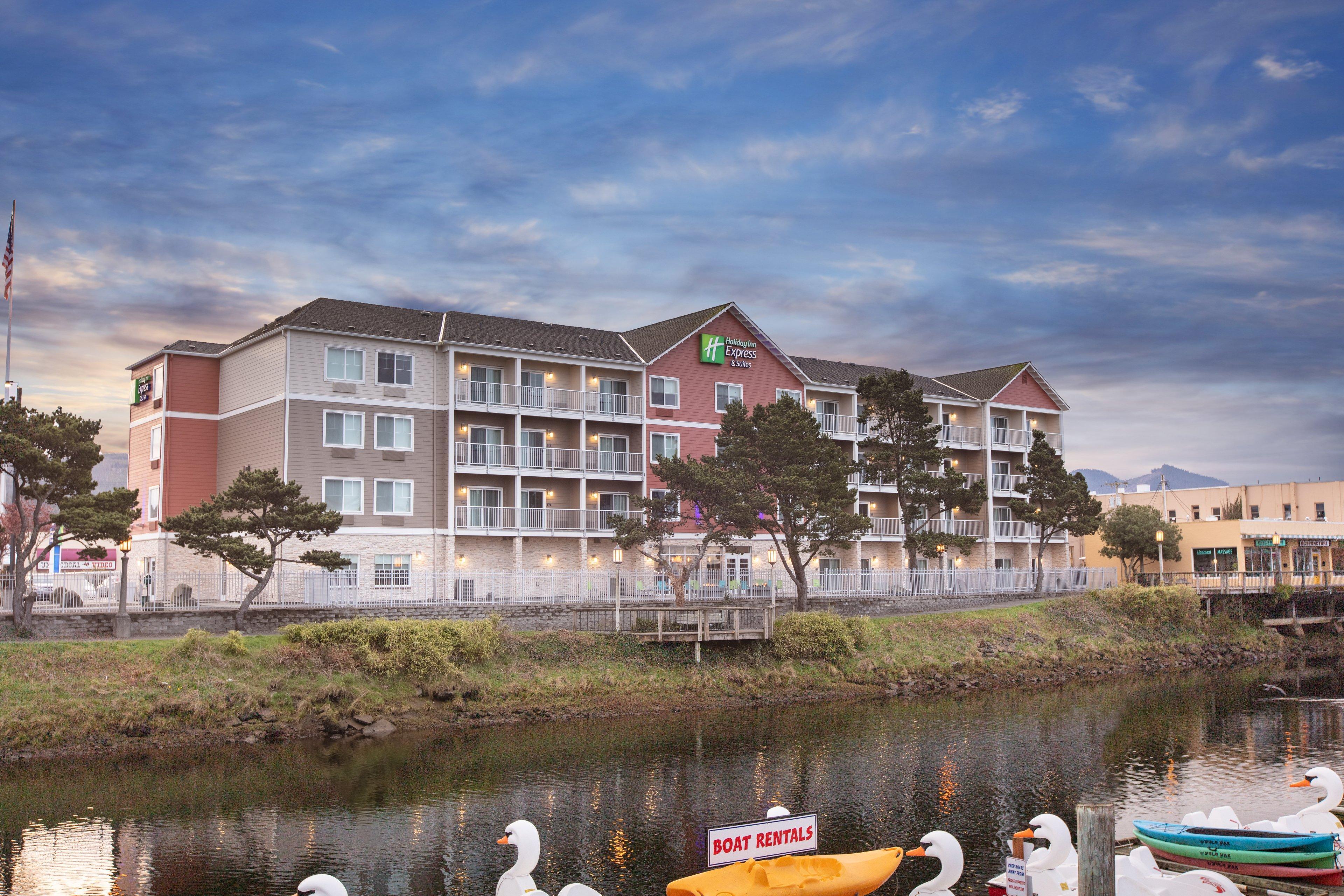 Holiday Inn Express Hotel & Suites Seaside Convention Center By Ihg Kültér fotó